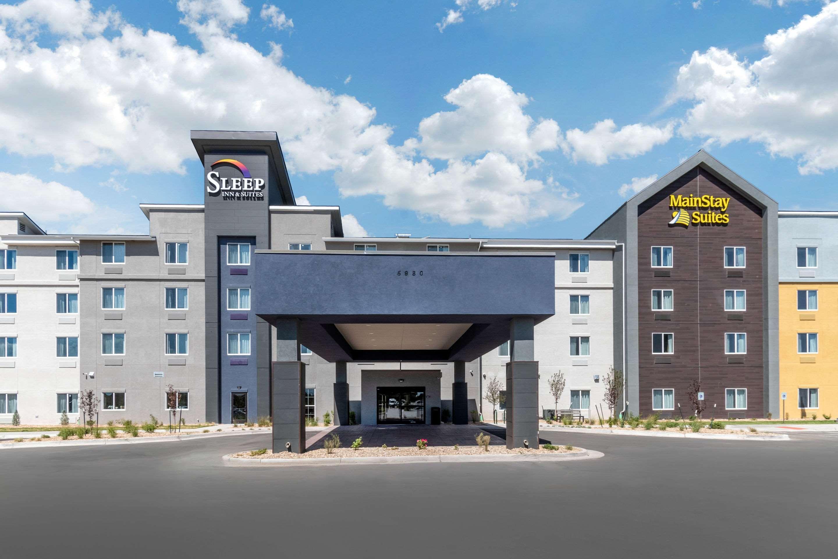 Sleep Inn & Suites Denver International Airport Exteriör bild