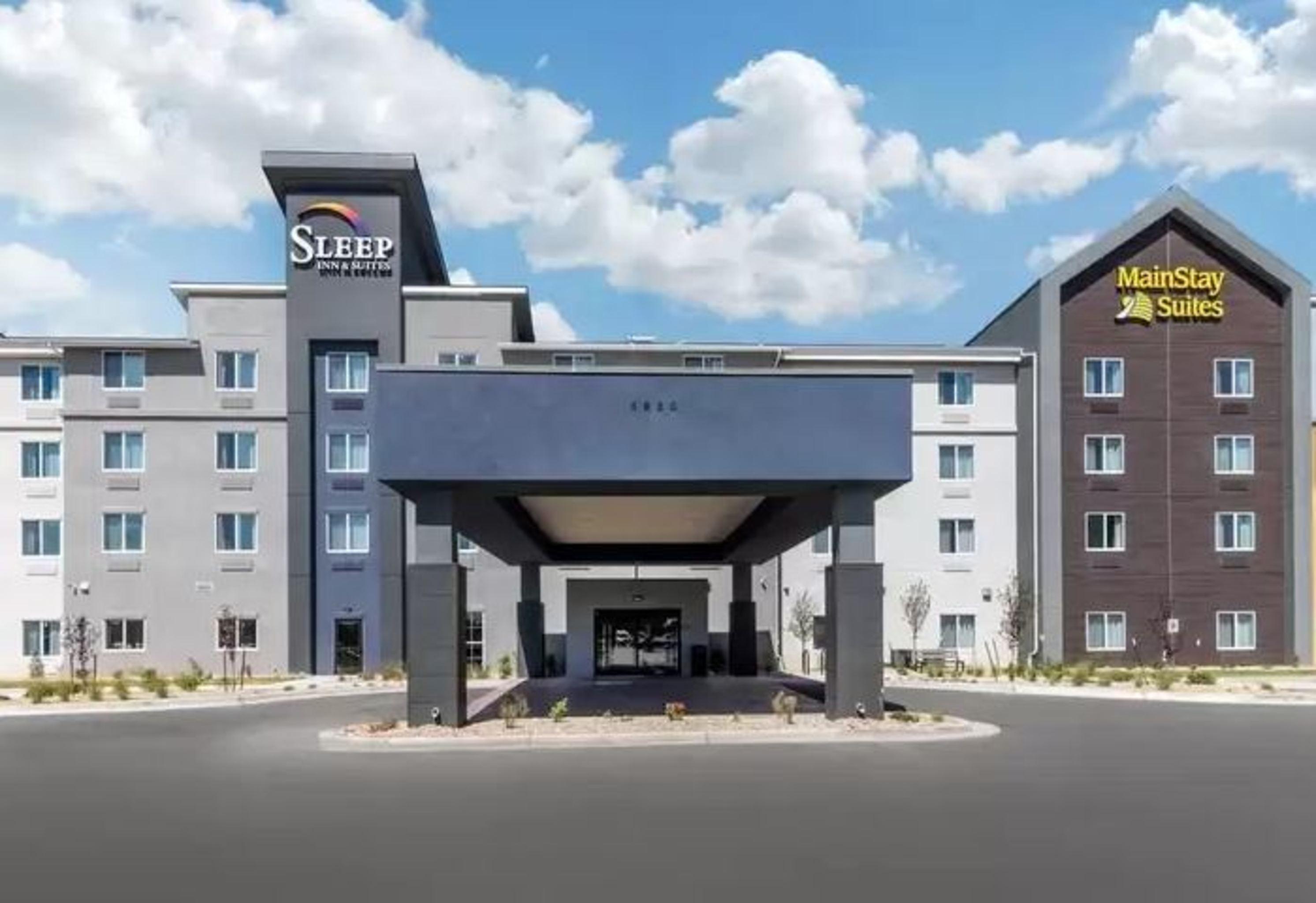 Sleep Inn & Suites Denver International Airport Exteriör bild