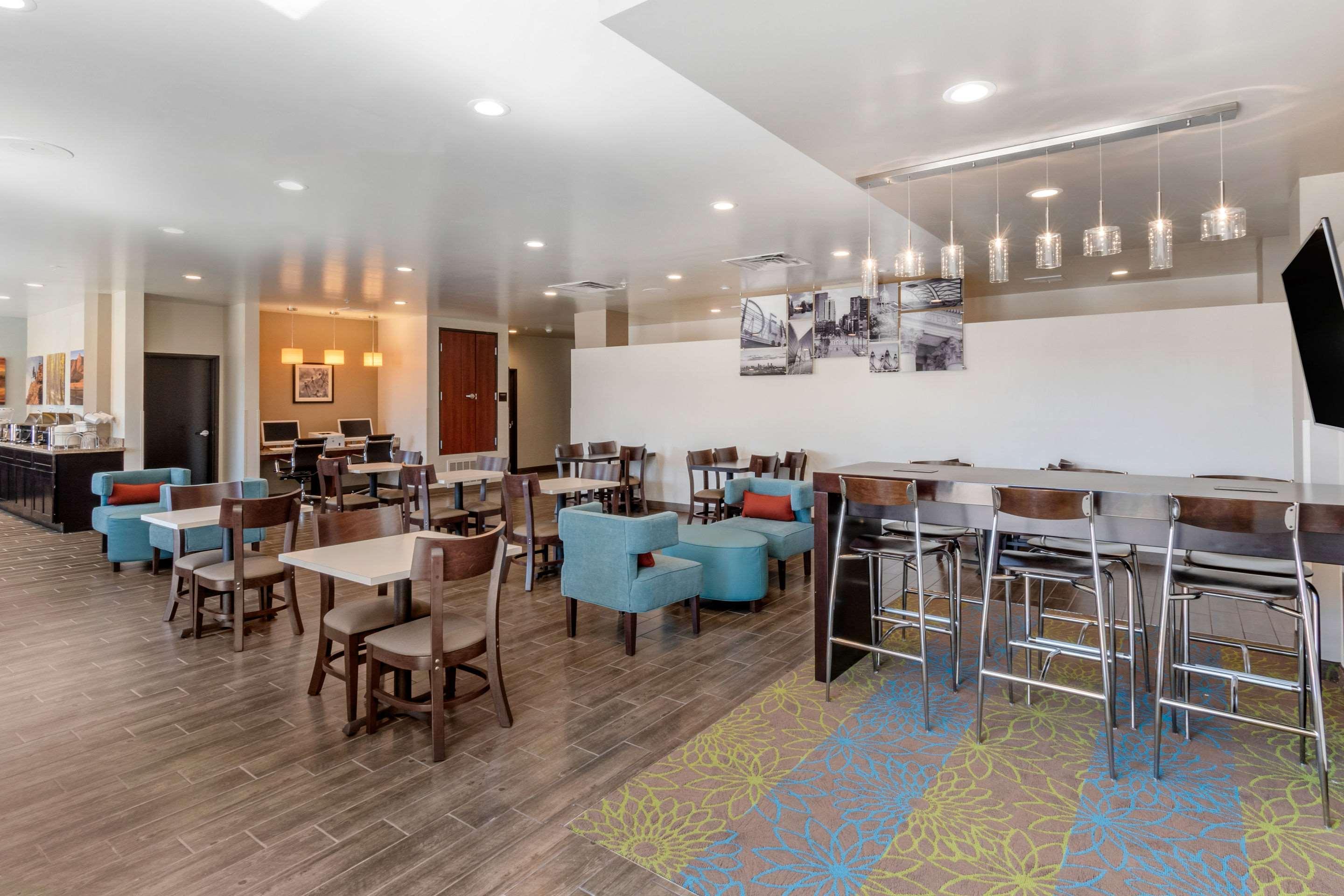 Sleep Inn & Suites Denver International Airport Exteriör bild